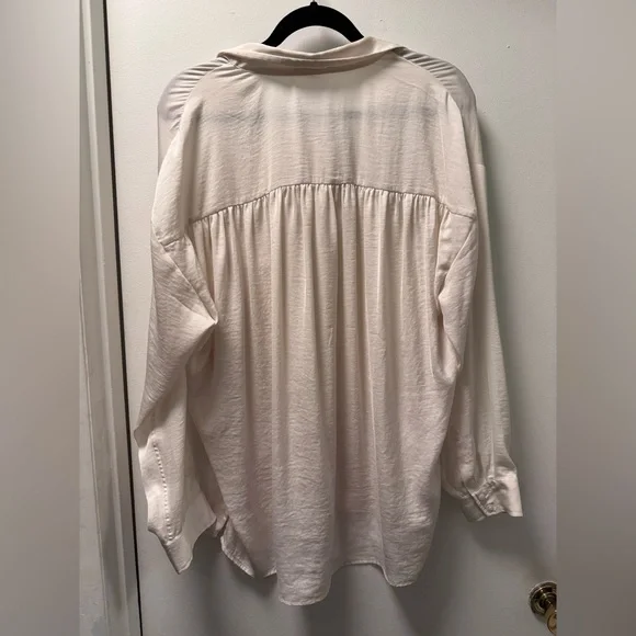 Express Off-White Boyfriend Shirt - Picture 2 of 3